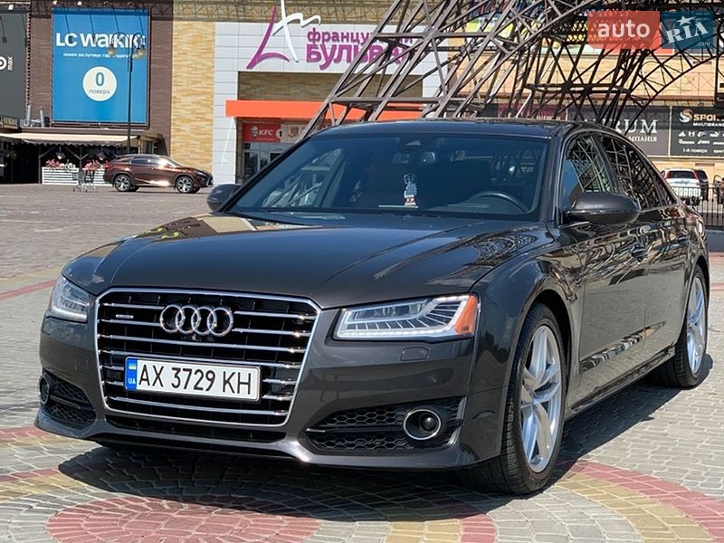 Седан Audi A8 2017 в Харькове