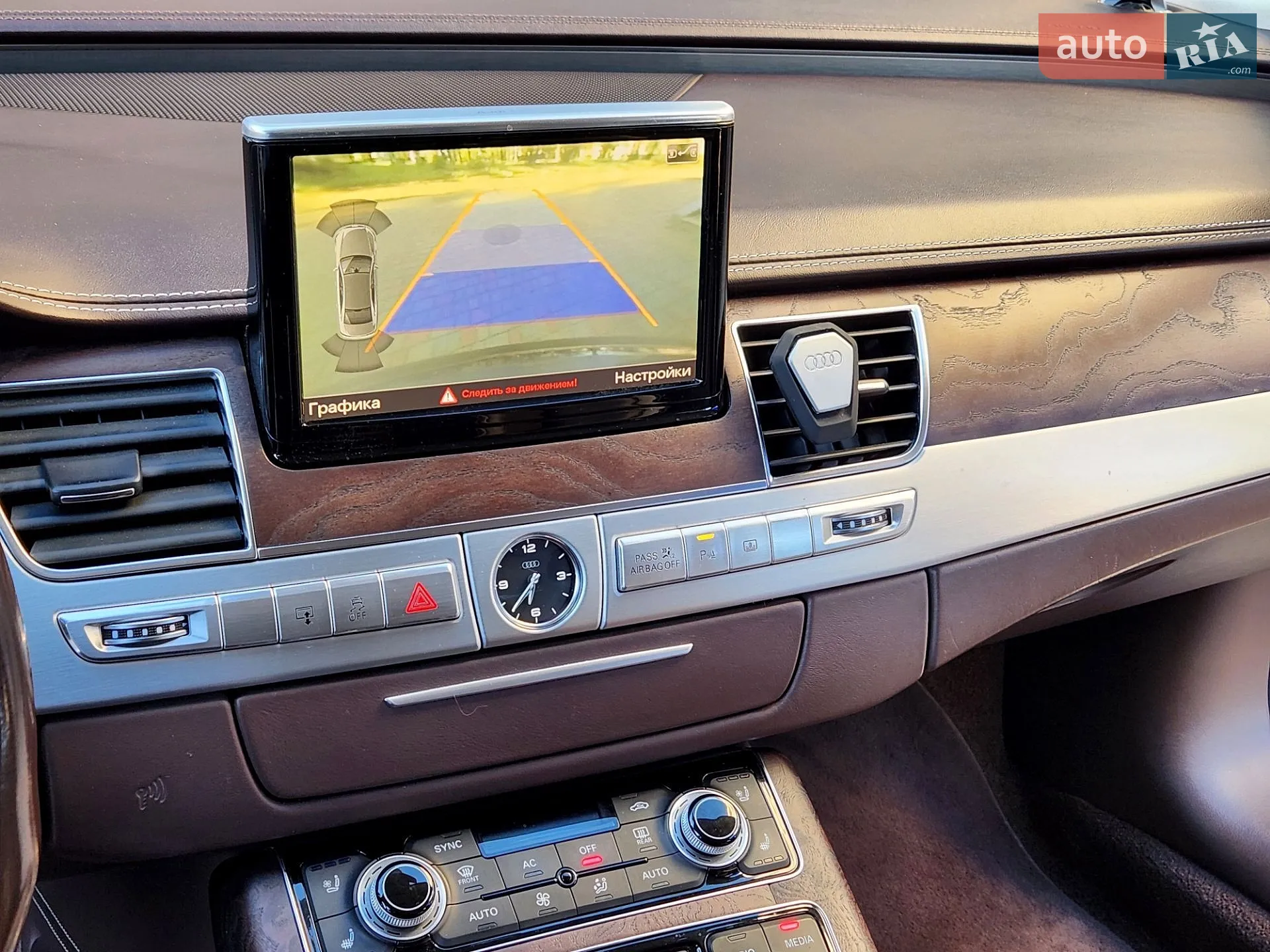 2010 Audi A8 - мініатюра 27