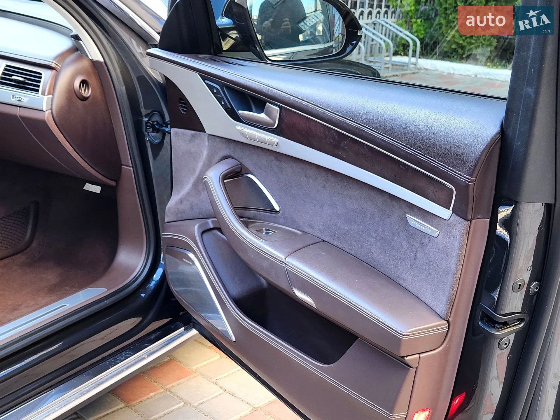 2010 Audi A8 - мініатюра 33