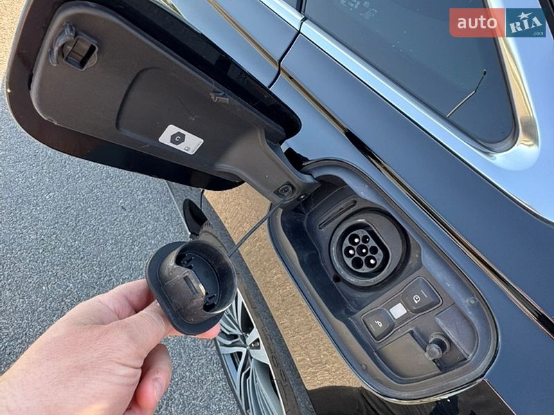 Седан Audi A8 2022 в Запорожье