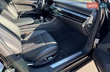 Седан Audi A8 2022 в Запорожье