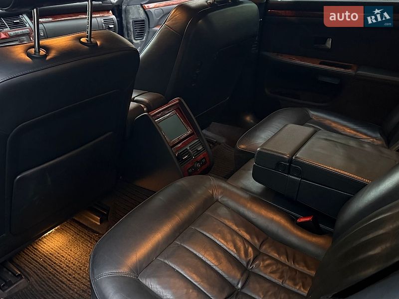 Седан Audi A8 2001 в Києві