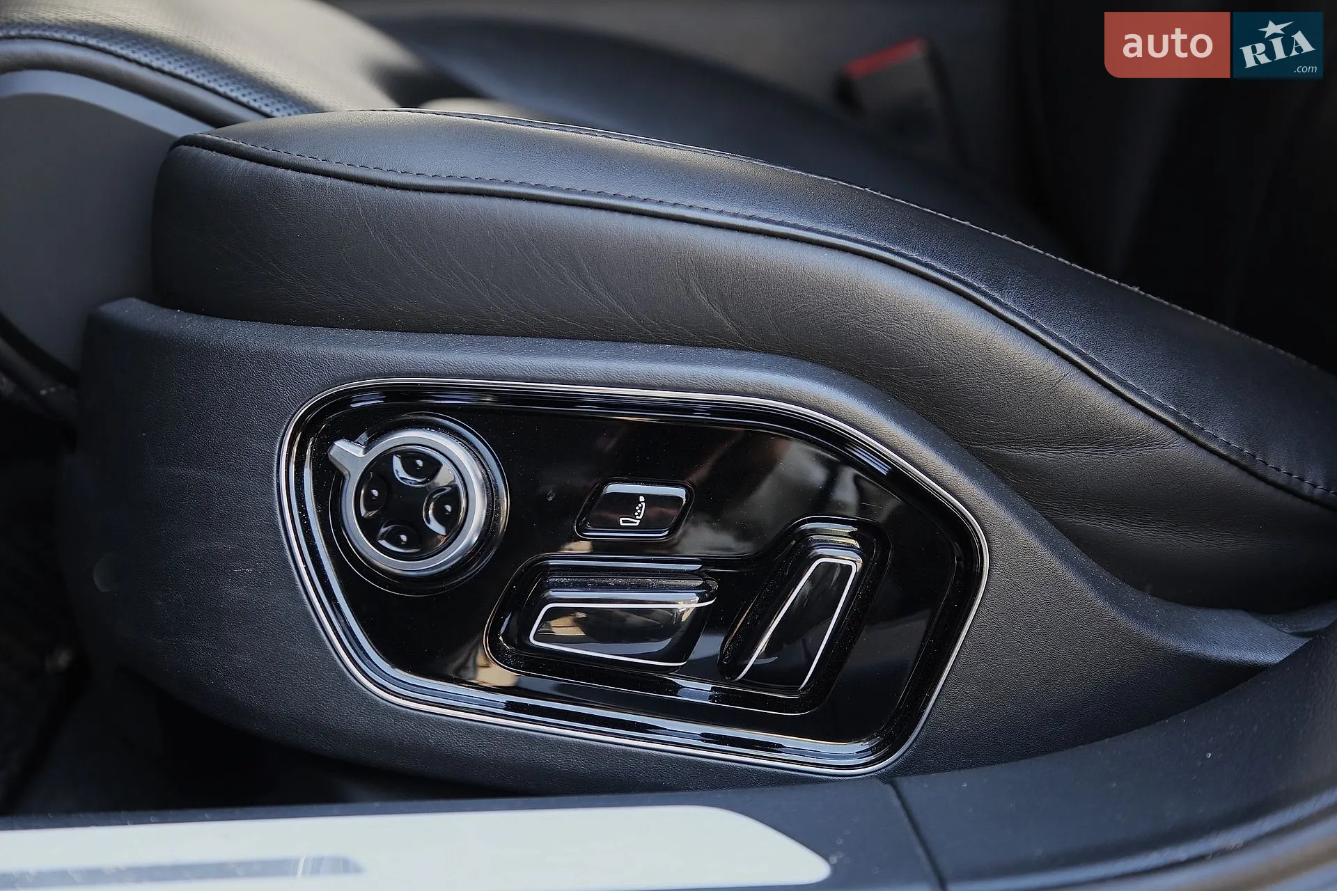 2013 Audi A8 - мініатюра 30