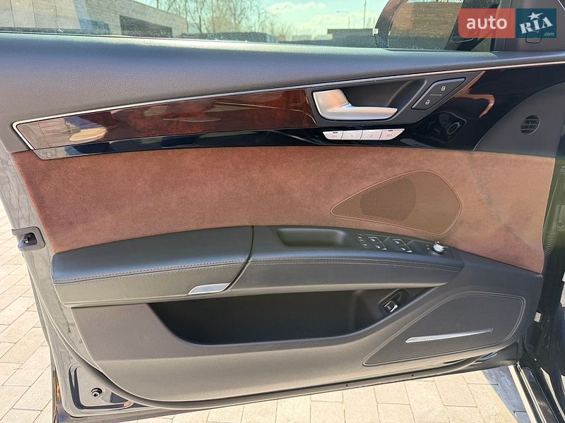 Седан Audi A8 2015 в Києві фото 10 Седан Audi A8 2015 в Києві