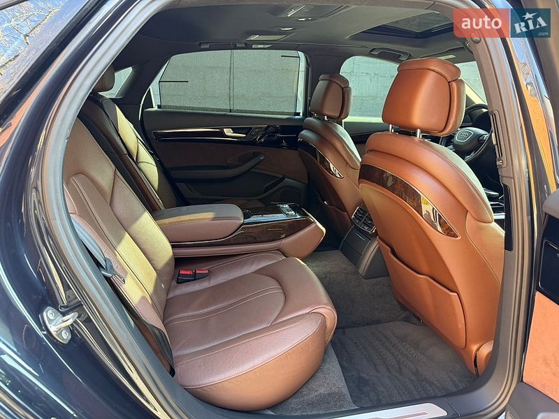 Седан Audi A8 2015 в Києві фото 20 Седан Audi A8 2015 в Києві