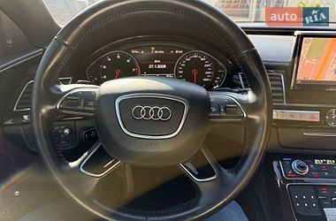 Седан Audi A8 2015 в Киеве