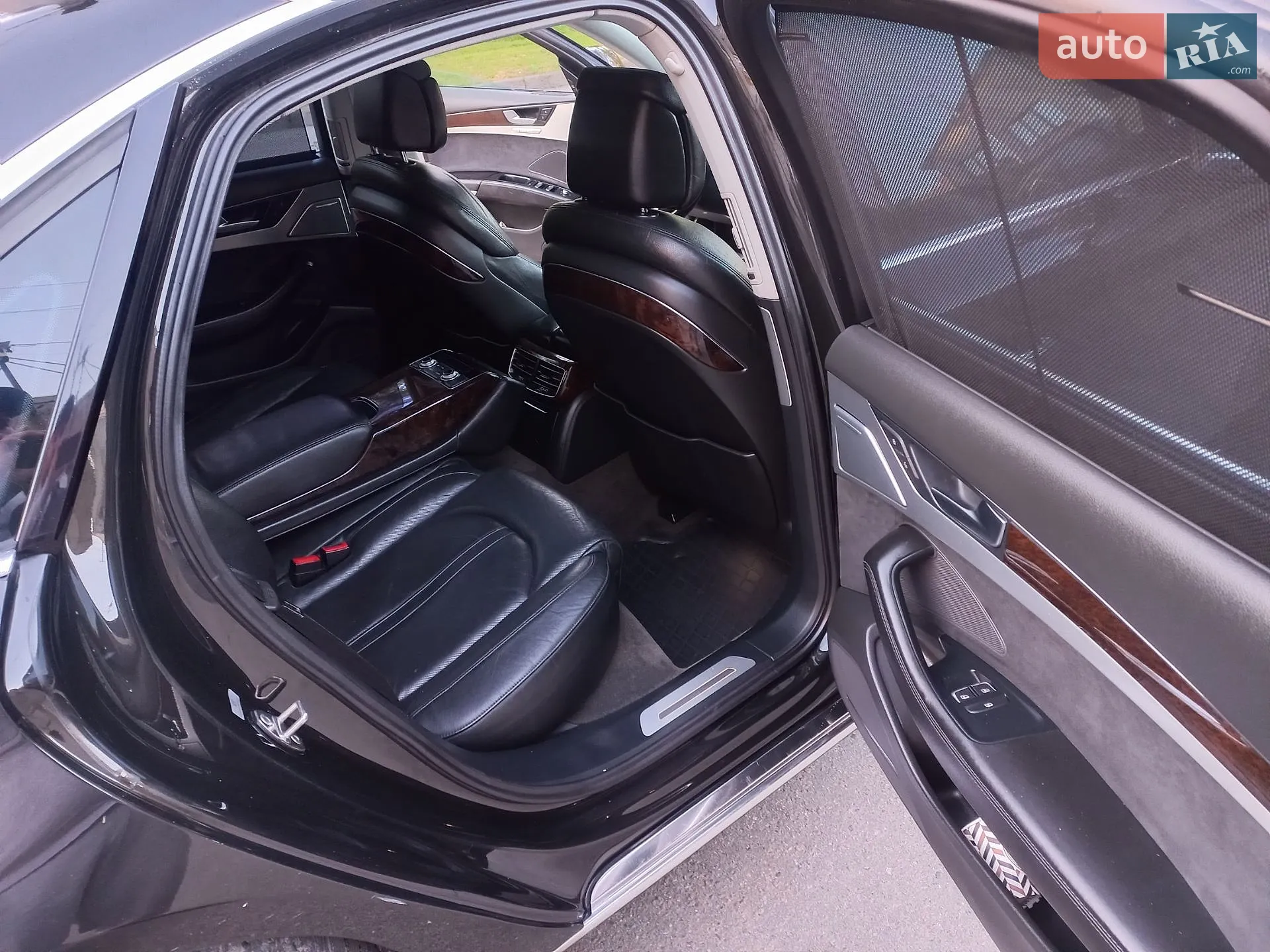 2010 Audi A8 - мініатюра 13