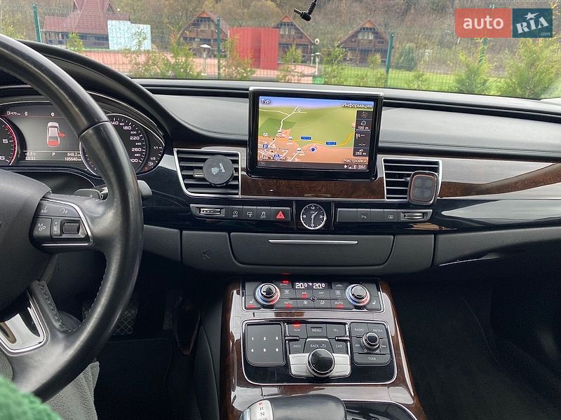 Седан Audi A8 2013 в Киеве