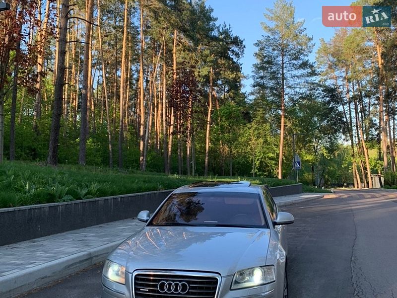 Седан Audi A8 2007 в Василькові