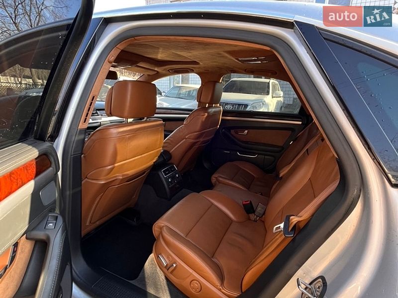 Седан Audi A8 2007 в Василькові
