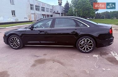 Седан Audi A8 2013 в Рівному