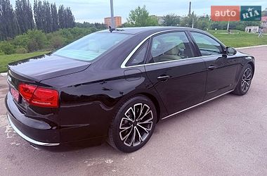 Седан Audi A8 2013 в Рівному