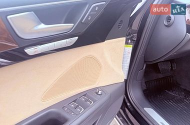 Седан Audi A8 2013 в Рівному