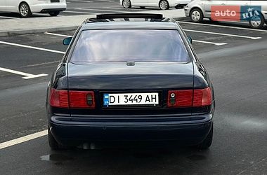 Седан Audi A8 2001 в Ровно