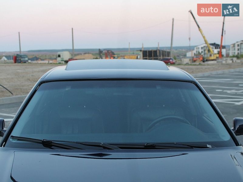 Седан Audi A8 2001 в Ровно