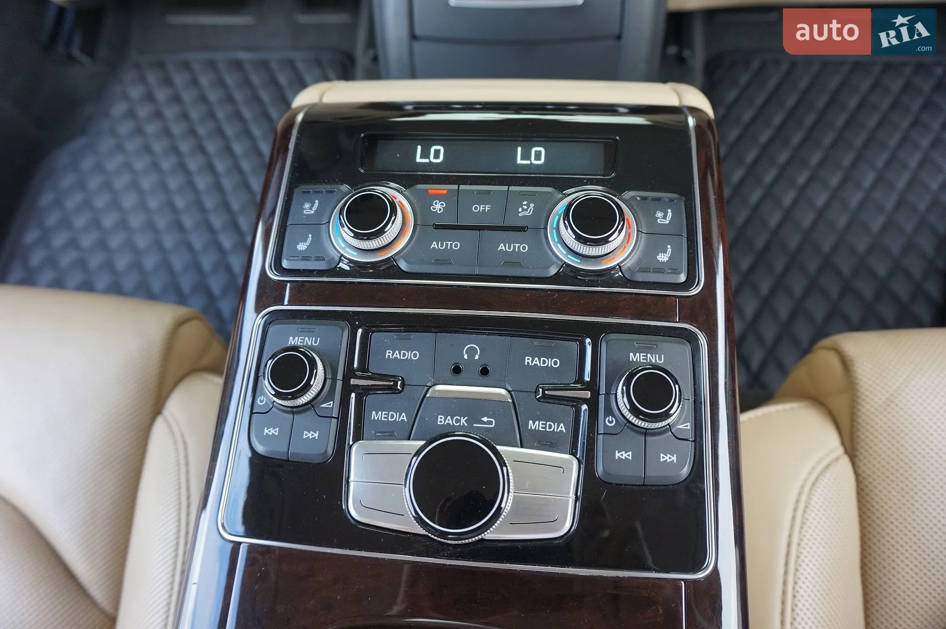 2012 Audi A8 - мініатюра 34