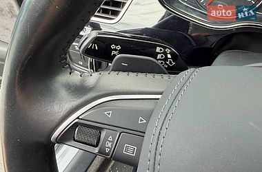 Седан Audi A8 2016 в Львові фото 26 Седан Audi A8 2016 в Львові