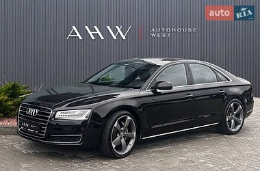 Седан Audi A8 2013 в Львове