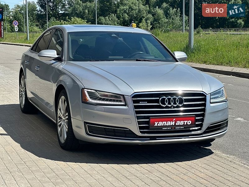Седан Audi A8 2015 в Киеве