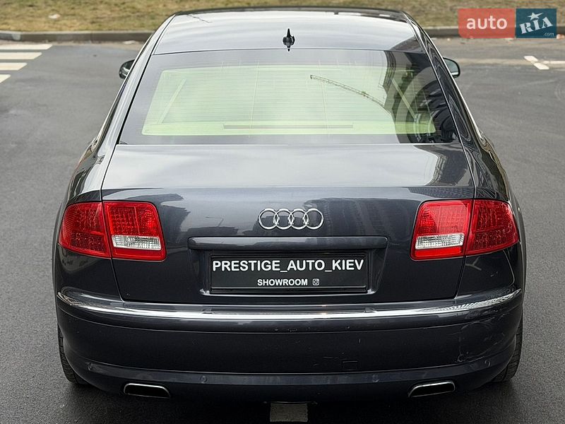 Седан Audi A8 2006 в Киеве