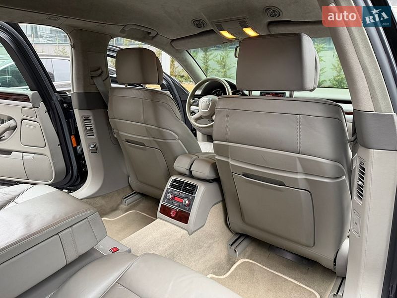 Седан Audi A8 2006 в Киеве