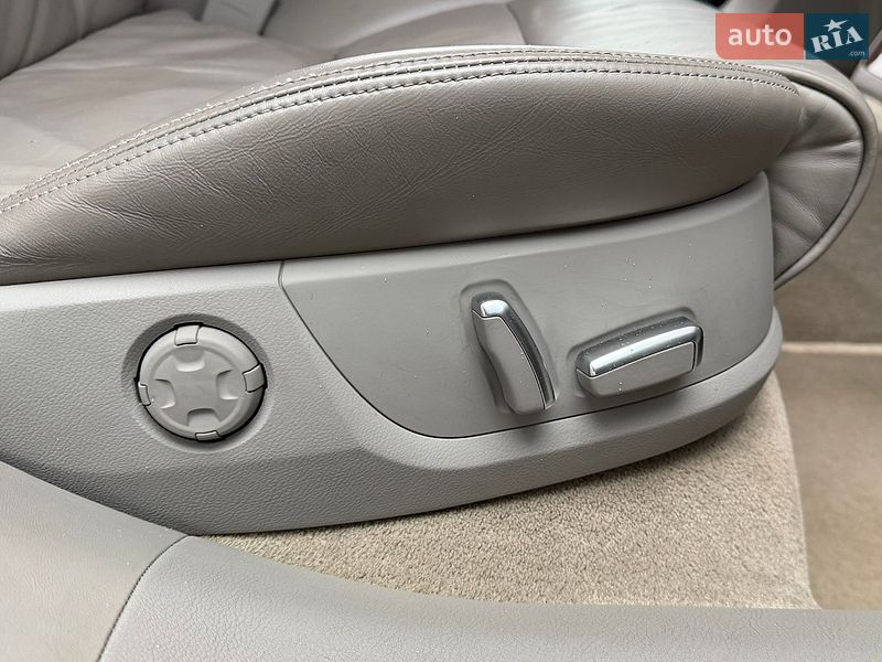 Седан Audi A8 2006 в Киеве