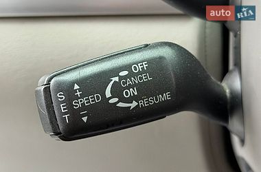 Седан Audi A8 2006 в Киеве