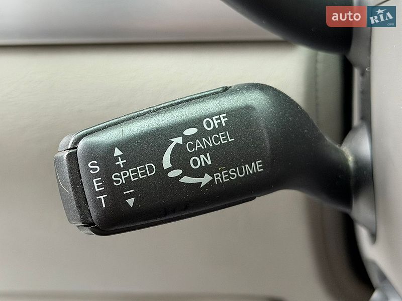 Седан Audi A8 2006 в Киеве
