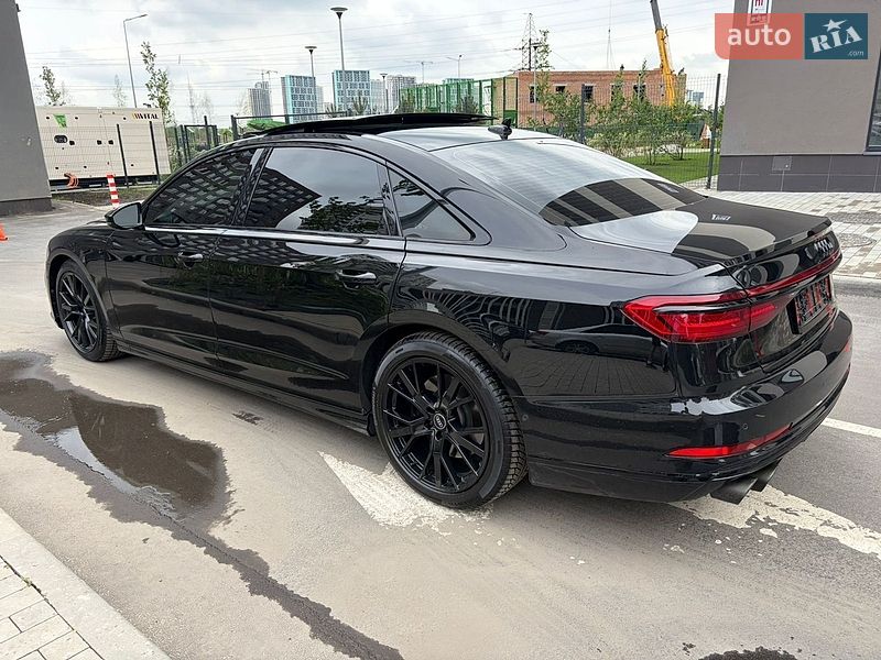 Седан Audi A8 2020 в Києві