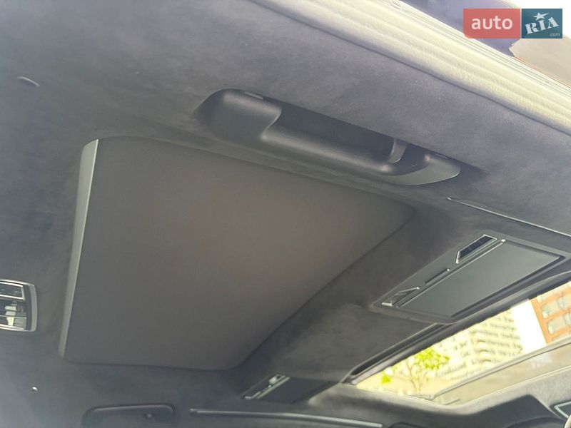 Седан Audi A8 2020 в Києві