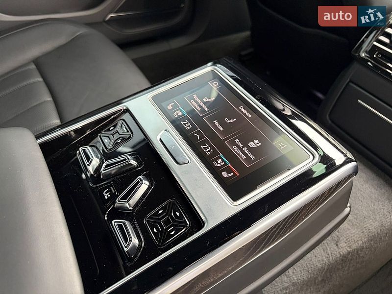 Седан Audi A8 2020 в Києві