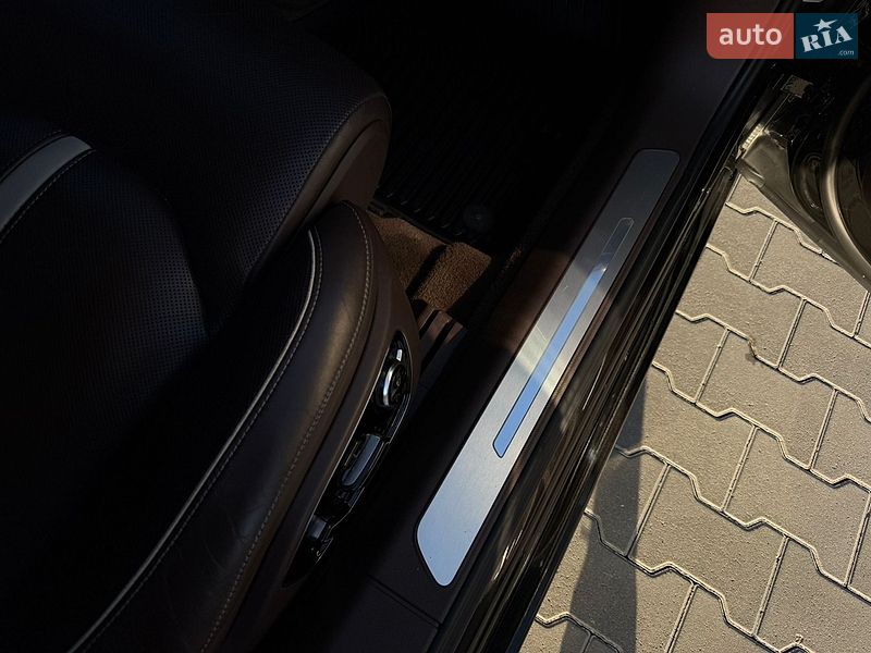 Седан Audi A8 2014 в Виннице