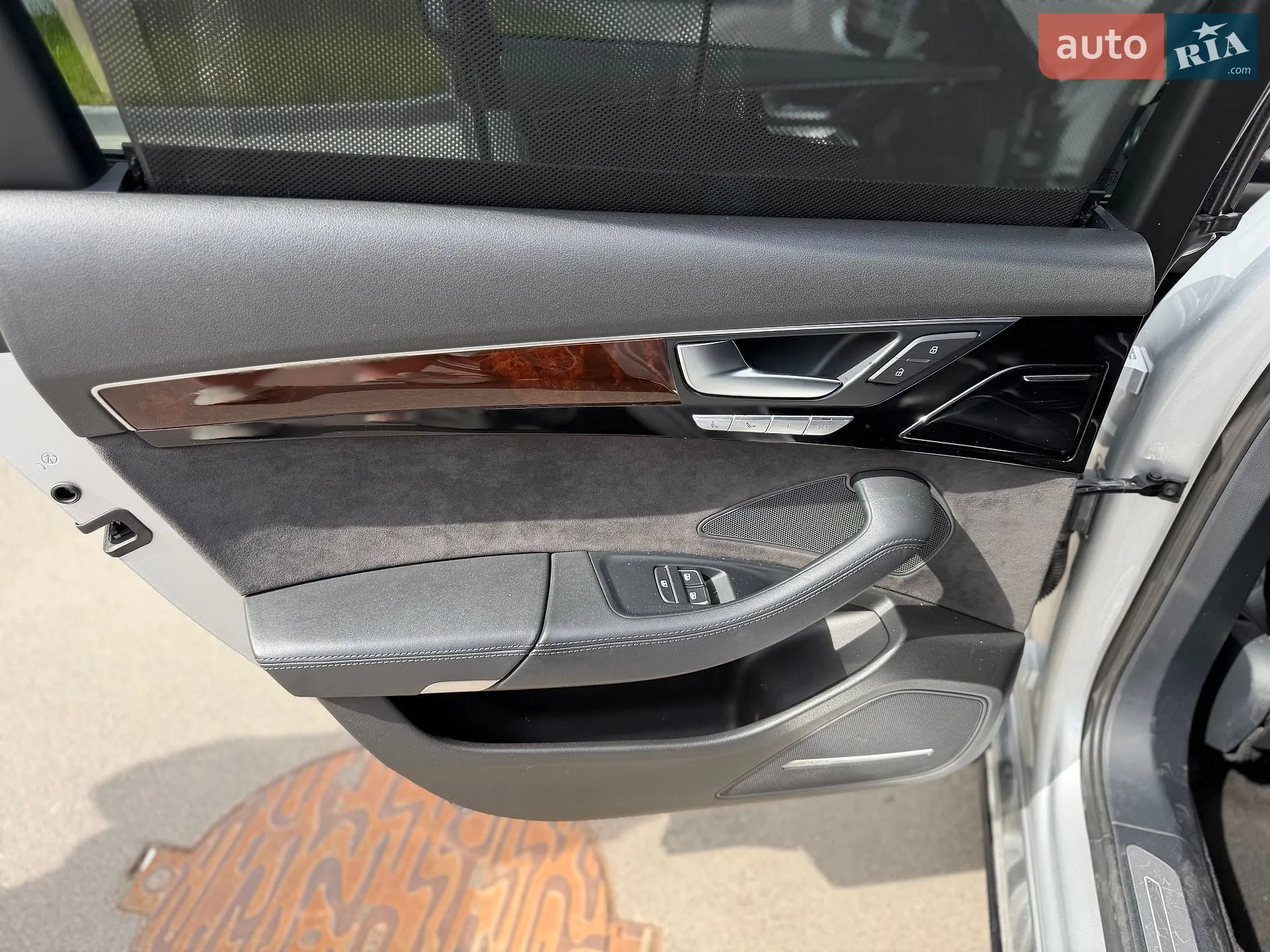 2011 Audi A8 - мініатюра 25