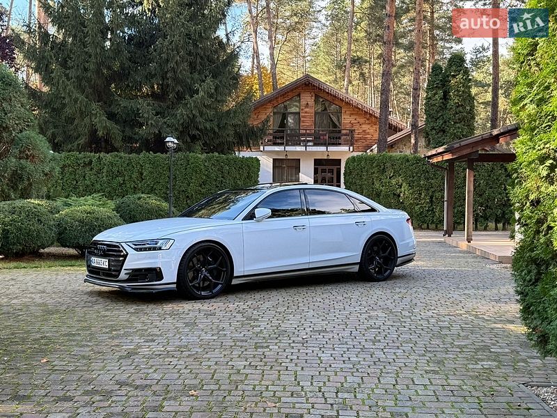 Седан Audi A8 2019 в Киеве