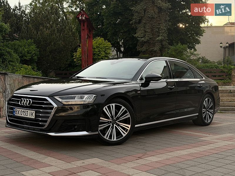 Седан Audi A8 2021 в Хмельницком