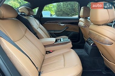 Седан Audi A8 2021 в Хмельницком