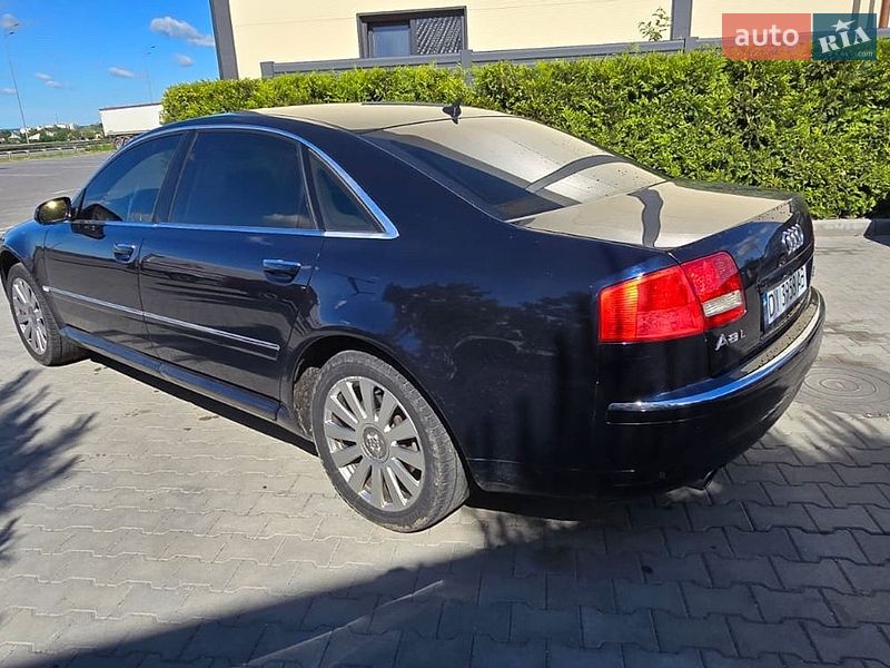 Седан Audi A8 2004 в Виннице