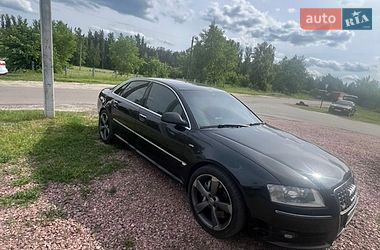 Седан Audi A8 2004 в Киеве