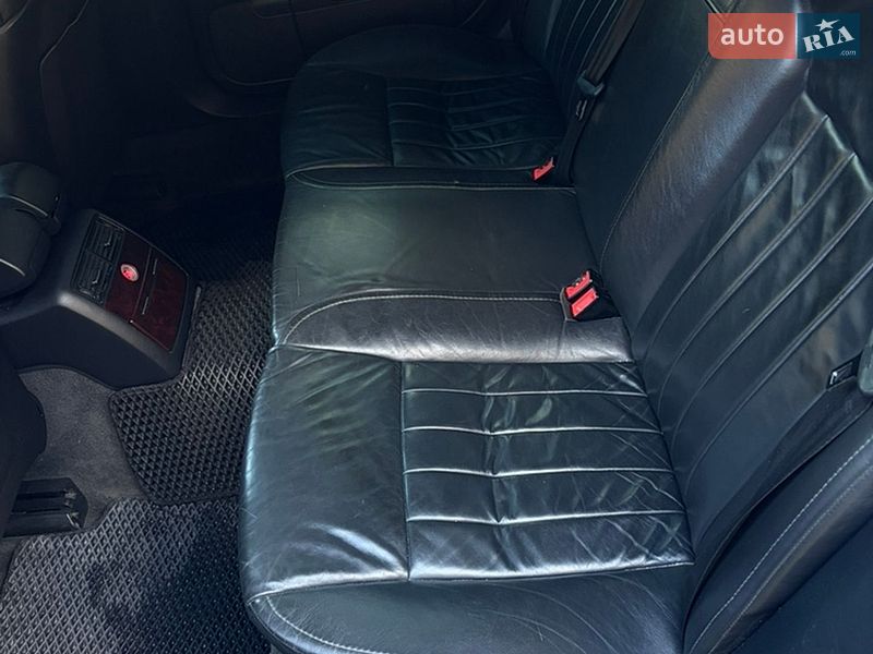 Седан Audi A8 2007 в Тернополе