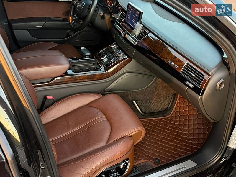 Седан Audi A8 2014 в Києві