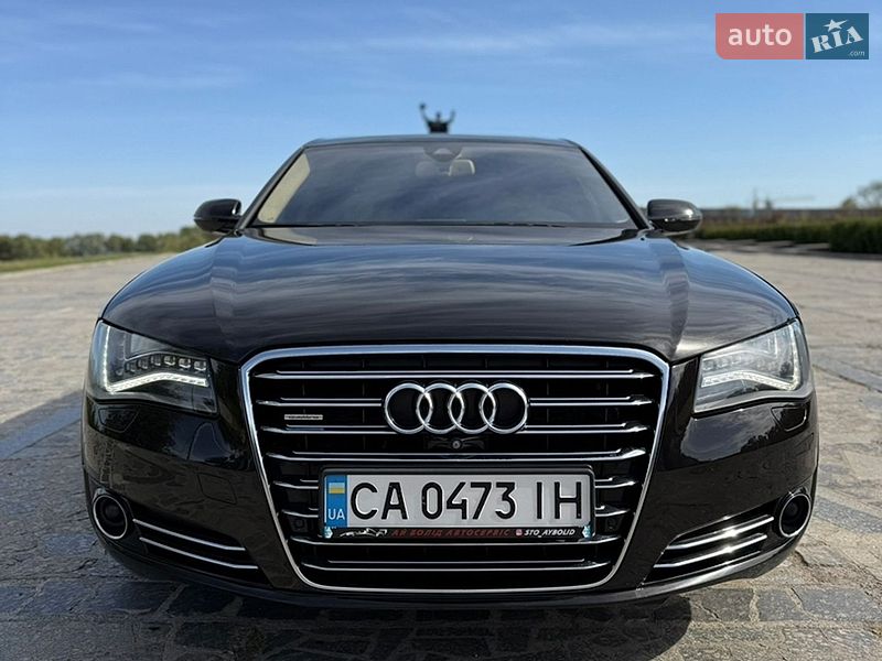Седан Audi A8 2013 в Киеве
