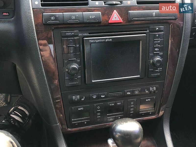 Седан Audi A8 1999 в Харкові