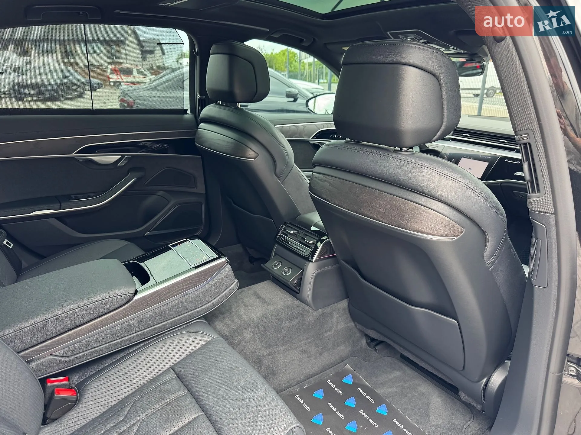 2024 Audi A8 - мініатюра 41