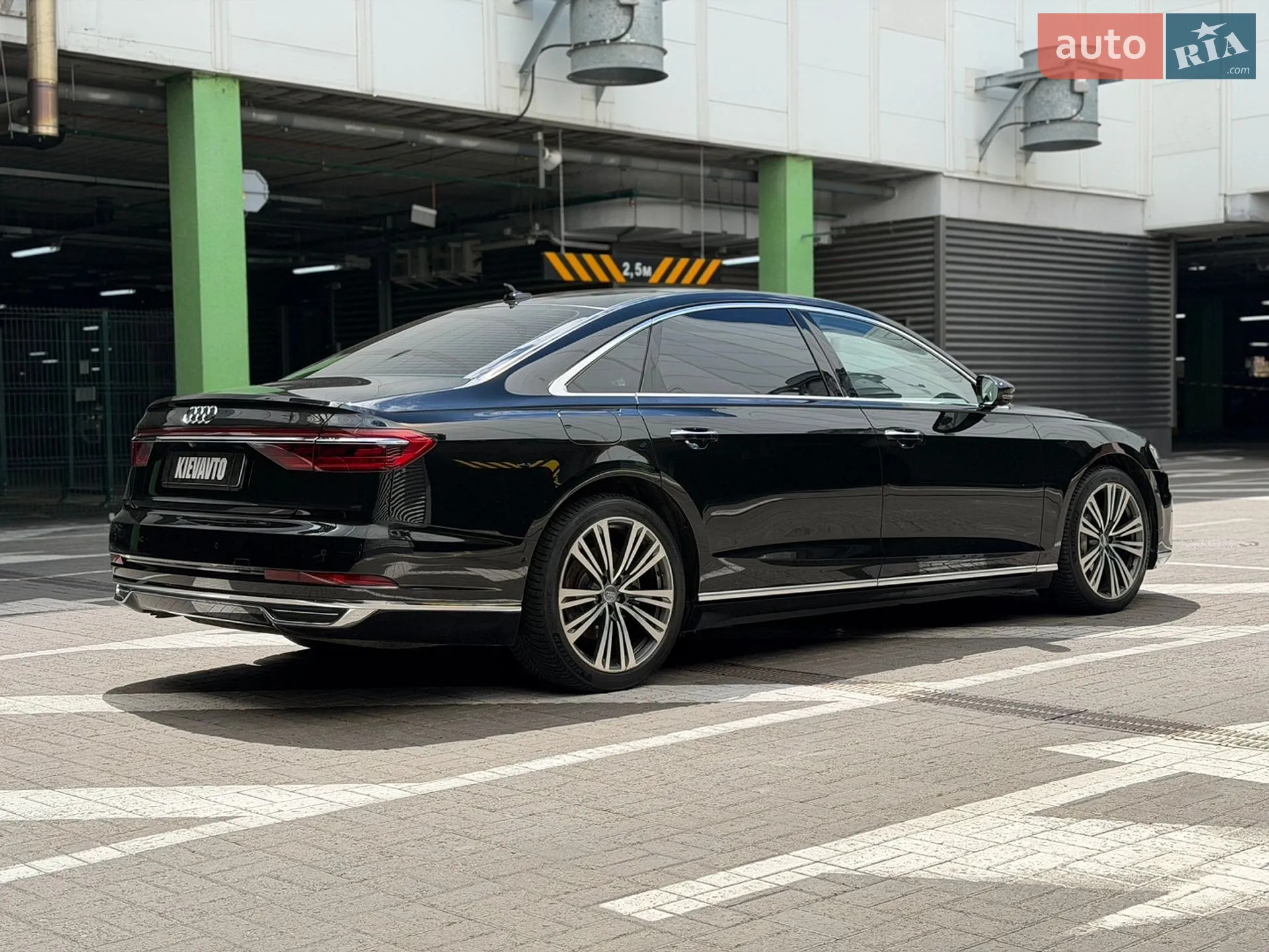 2018 Audi A8 - мініатюра 9