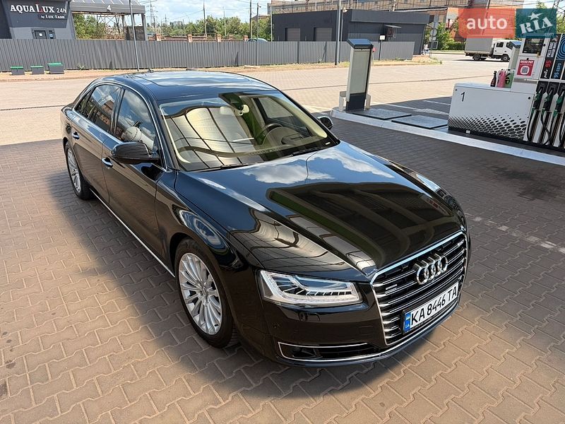 Седан Audi A8 2015 в Кривому Розі