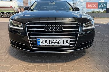 Седан Audi A8 2015 в Кривому Розі
