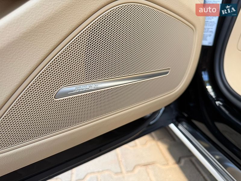 Седан Audi A8 2015 в Кривому Розі