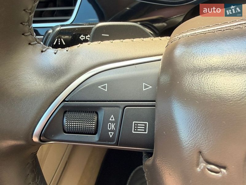 Седан Audi A8 2015 в Кривому Розі