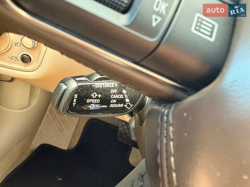 Седан Audi A8 2015 в Кривому Розі