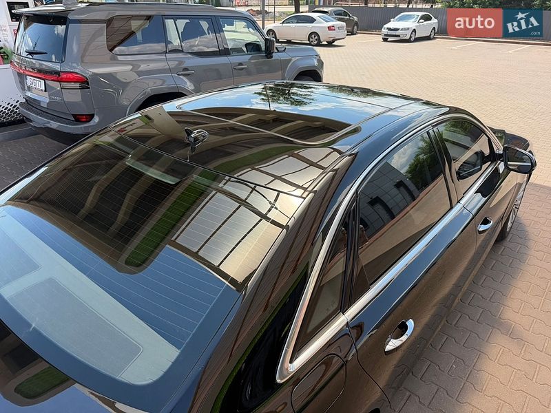 Седан Audi A8 2015 в Кривому Розі